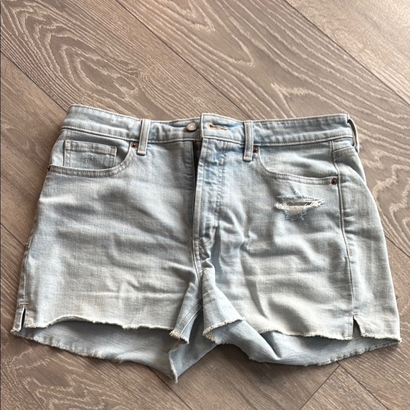 Old Navy Light Blue Denim Cutoff Shorts - Picture 1 of 6